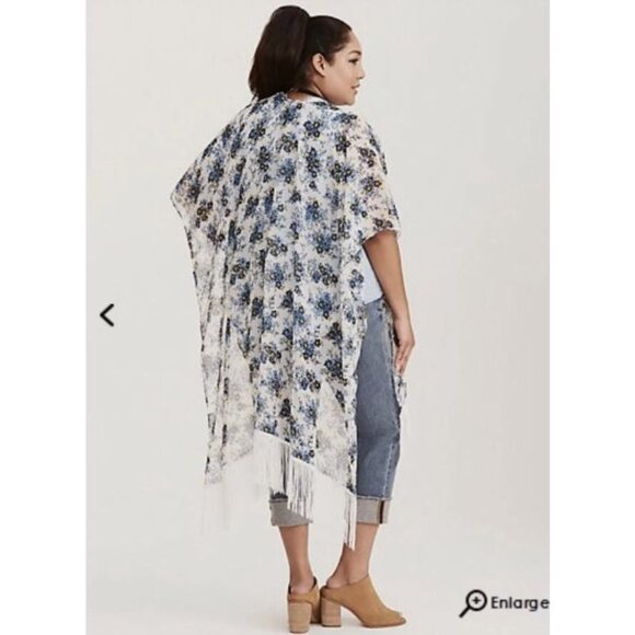 Torrid Floral Ruana Wrap Cardigan Fringe Hem Womens Sheer White Summer Spring Bo - Picture 3 of 11